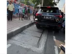 Mobil Fortuner Viral Dirusak Massa, Polisi Ungkap Fakta Sebenarnya