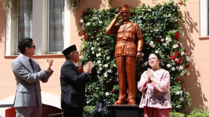 Patung Soekarno di Kedutaan Besar RI Roma