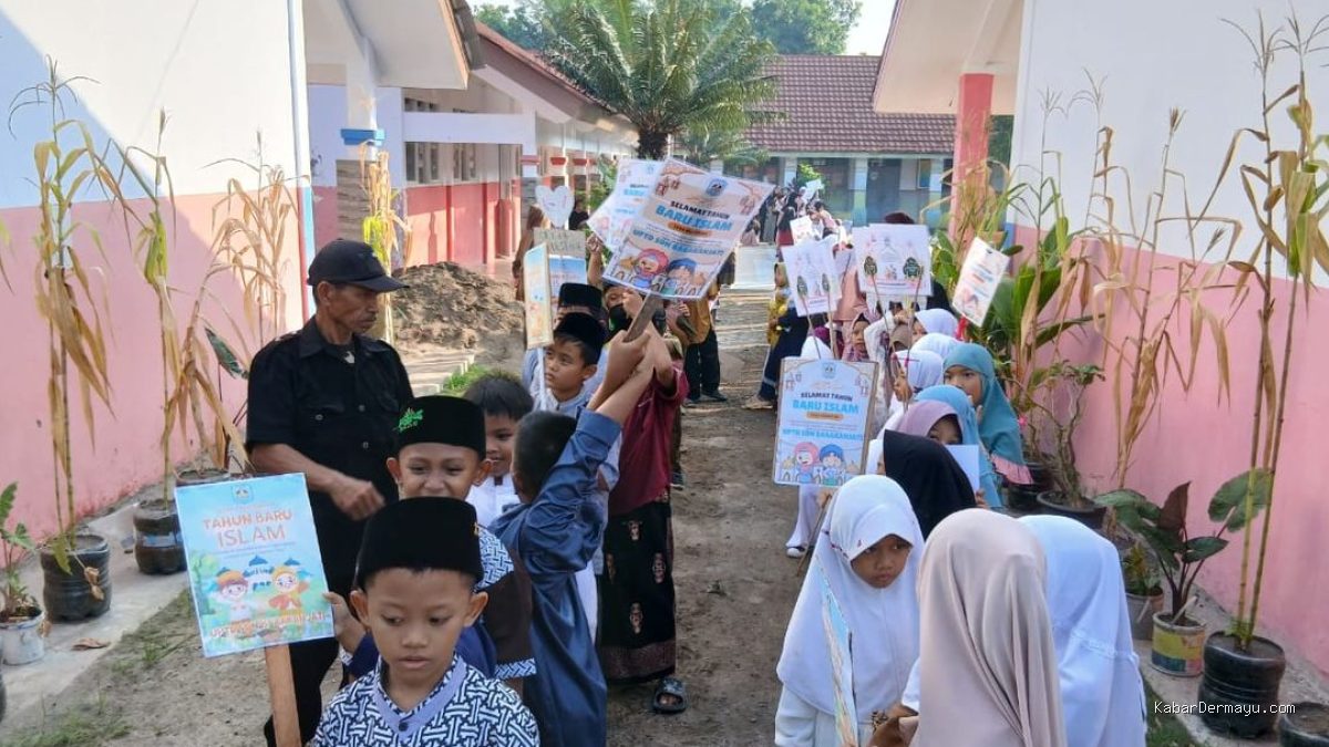 Pawai Tahun Baru Islam UPTD SDN Babakan Jati Keliling Kampung