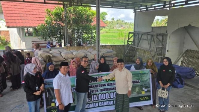 Peduli Pendidikan, Pegadaian Praya Dukung Pembangunan Infrastruktur Sekolah dan Kenalkan Investasi Emas Sejak Dini