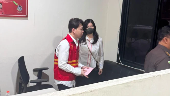 Penampakan Richard Lee Jelang Sidang