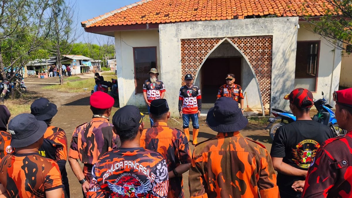 PP Indramayu Tanam 1.000 Mangrove: Wujud Pengamalan Pancasila di Karangsong