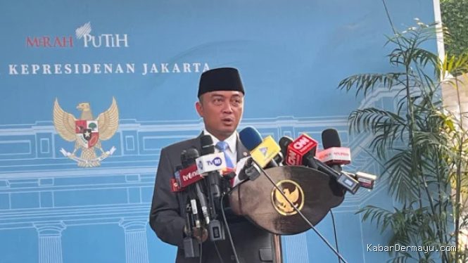 Prabowo Pulihkan Kepercayaan Publik: Strategi Istana di Tengah Rupiah Melemah