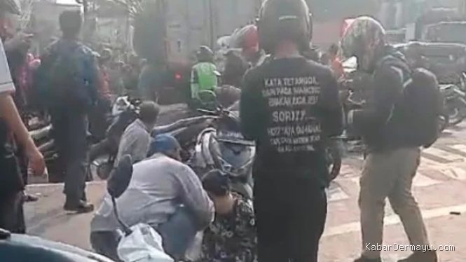 Rem Blong Diduga Jadi Penyebab Truk Tabrak Belasan Motor di Bekasi, Satu Orang Tewas