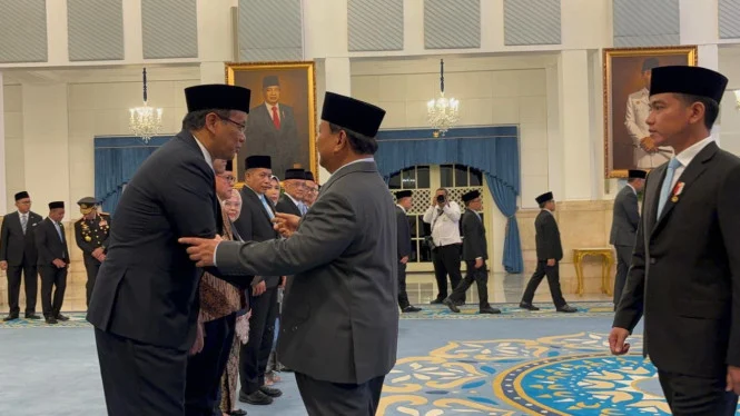 Rupiah & IHSG Meledak: Menkeu Purbaya Tetap, Ini Penyebabnya!