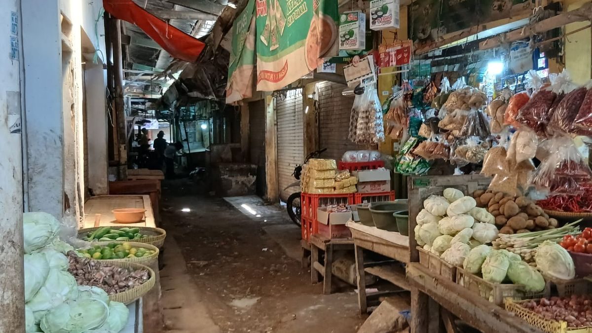 Rupiah Melemah: Harga Rempah & Kacang Naik di Pasar Baru Indramayu