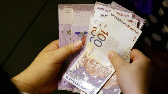 Rupiah Tembus Rp18.000, Ringgit Menguat: Beda Nasib Mata Uang RI vs Malaysia