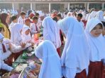 SDN 1 Haurgeulis: Bazar Sekolah Ajarkan Wirausaha Dini