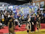 Siswa SD Meriahkan Car Free Night Indramayu: Tonton Aksi Mereka!