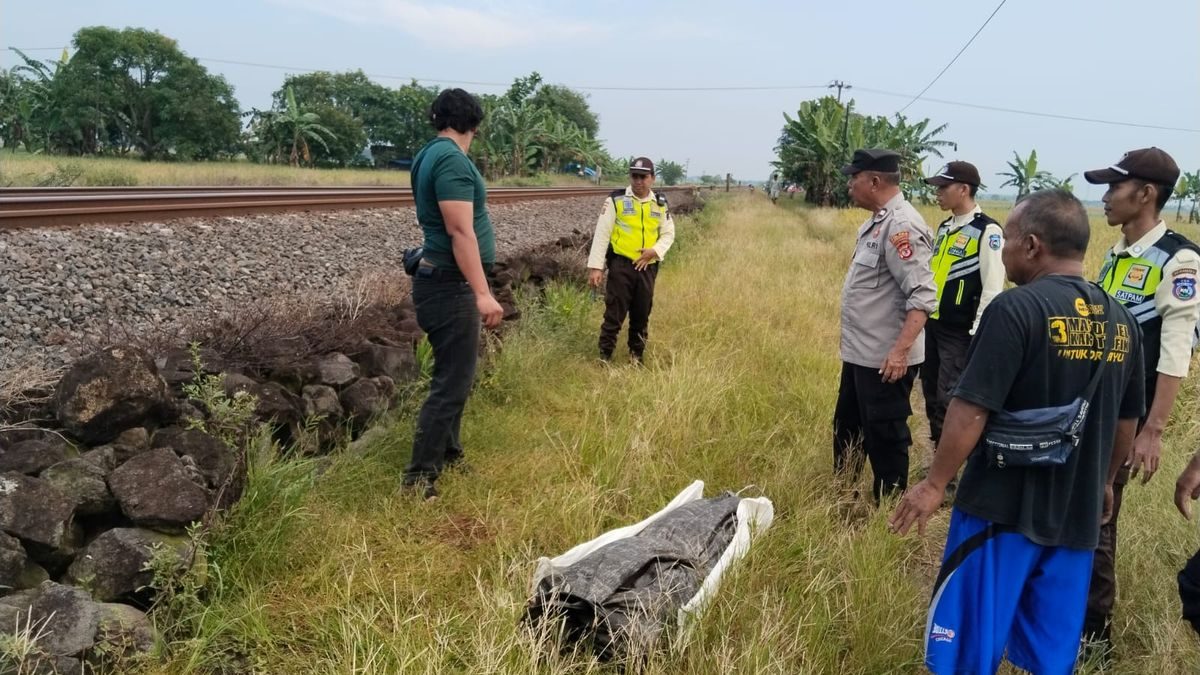 Wanita Cirebon Tewas Tertemper Kereta Api di Indramayu