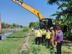 Camat Kandanghaur Genjot Normalisasi Sungai Ikuti Arahan Bupati Indramayu