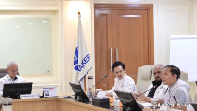 Diskusi Pemuda: Meningkatkan Komitmen untuk Memperluas Peluang Kerja Generasi Muda