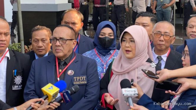 dr Tifa Siapkan Pertanyaan Pamungkas untuk Jokowi di Sidang: Jika Jawabnya Mencla-mencle Lagi, Tahulah Siapa yang Bohong