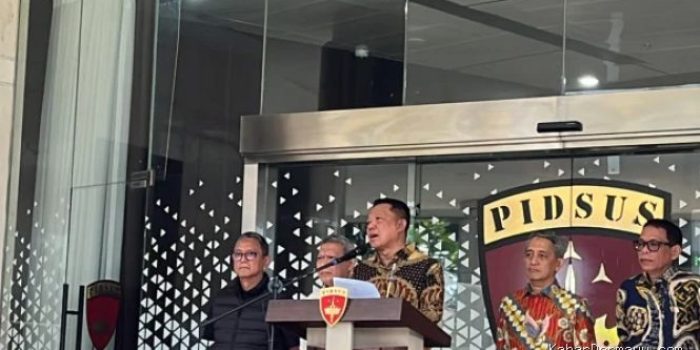 Eks Jampidsus Febrie Adriansyah Dilarang ke Luar Negeri oleh Imigrasi