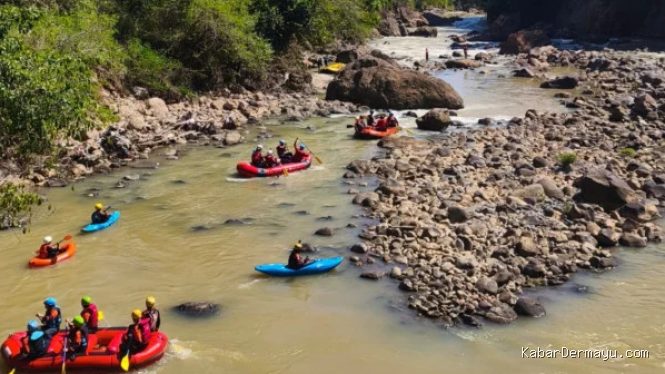 Ekspedisi Cicatih Elpala: Menempa Ketangguhan dan Kepedulian Lingkungan