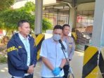 fbi-dilibatkan-dalam-pengujian-dolar-sitaan-kasus-febrie-adriansyah-emas-74-kg-j-25958 FBI Dilibatkan dalam Pengujian Dolar Sitaan Kasus Febrie Adriansyah, Emas 74 Kg Juga Diperiksa Pegadaian