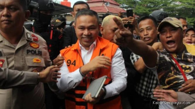 Gubernur Riau Nonaktif Diduga Memberi Uang ke Pangdam Tuanku Tambusai