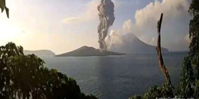 Gunung Anak Krakatau Kembali Erupsi Sebanyak Dua Kali