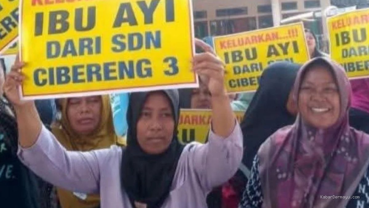 Guru SDN 3 Cibereng Robek Uang: Kadisdik Indramayu Diminta Bertindak