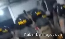 Indramayu Heboh! Ratusan Warga Membludak di Balai Desa Kaplongan, Diduga Anggota Geng Motor Diamankan 6 Juli 2026, 05:05 WIB
