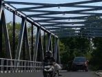 Jembatan Cimanuk: Kreteg Gantung Belanda Jadi Ikon Indramayu