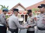 Kapolres Cirebon Kota Beri Penghargaan: 51 Personel Berprestasi, 2 Raih Umrah