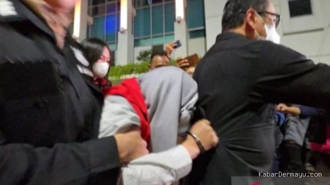 Kasus Pungli Rp1,33 Miliar, Kabid ESDM Jatim Resmi Jadi Tersangka