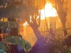 kebakaran-rumah-di-desa-pangkalan-losarang-diduga-akibat-bakar-sampah-91731 Kebakaran Rumah di Desa Pangkalan Losarang, Diduga Akibat Bakar Sampah