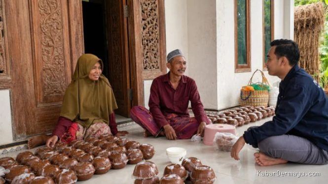 Kisah Sukses Rosidah: 20 Tahun Membangun Bisnis Gula Merah Berkat KUR BRI