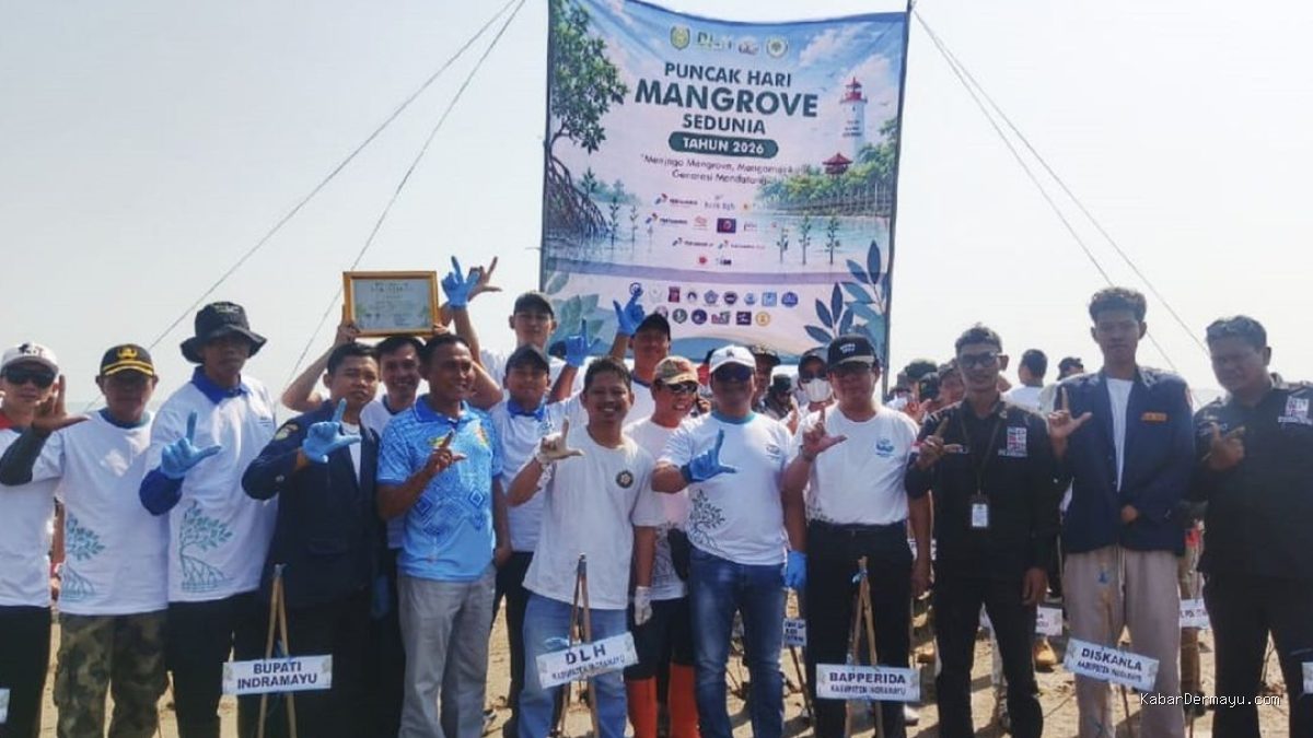 Kolaborasi Pemkab Indramayu dan DPR RI Selamatkan Pesisir Eretan dari Abrasi