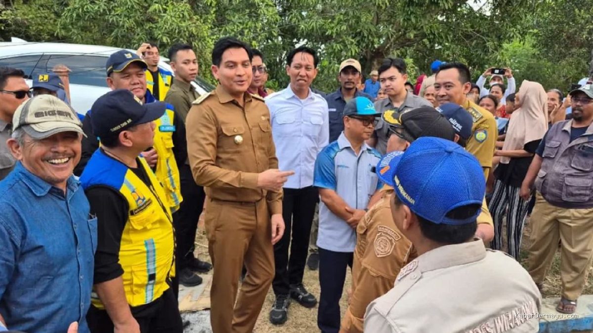 Lucky Hakim Pantau Normalisasi Irigasi di Tiga Titik
