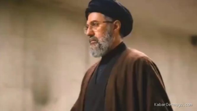 Mengapa Mojtaba Khamenei Belum Muncul di Pemakaman Ali Khamenei?