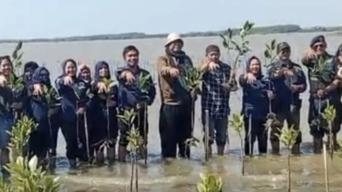 Mercusuar Indramayu: Destinasi Ekowisata Baru Garapan DPD GP NASDEM