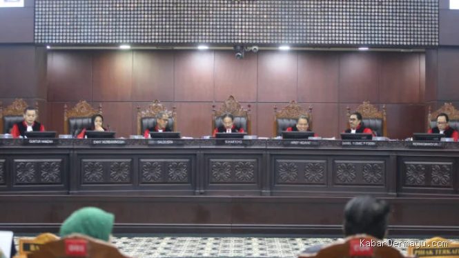 MK Sebut Program MBG Pakai Anggaran Pendidikan untuk Penuhi Mandat 20%