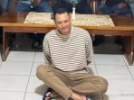 penyerang-pengendara-ninja-rr-ditangkap-di-rumahnya-tertawa-saat-diinterogasi-38450 Penyerang Pengendara Ninja RR Ditangkap di Rumahnya, Tertawa Saat Diinterogasi