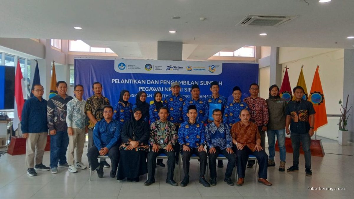 Polindra Lantik 6 CPNS Jadi PNS: Sumpah Perkuat Kualitas Pendidikan