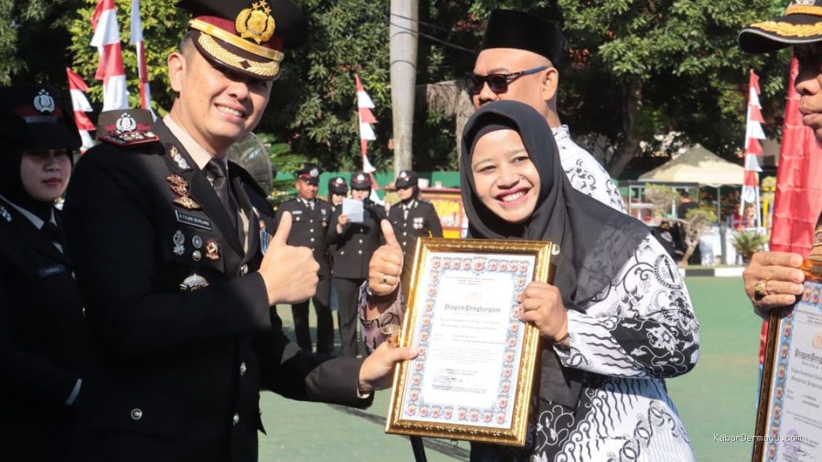 Polres Indramayu Peringati Hari Bhayangkara ke-80: Penghargaan Personel Berprestasi