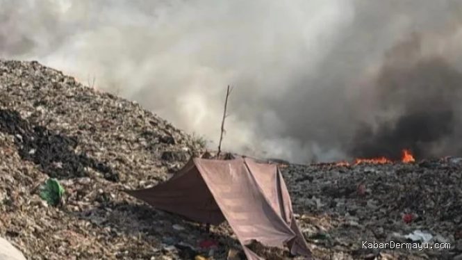 Puluhan Warga Berjuang Melawan ISPA Akibat Asap Kebakaran TPA Jatiwaringin