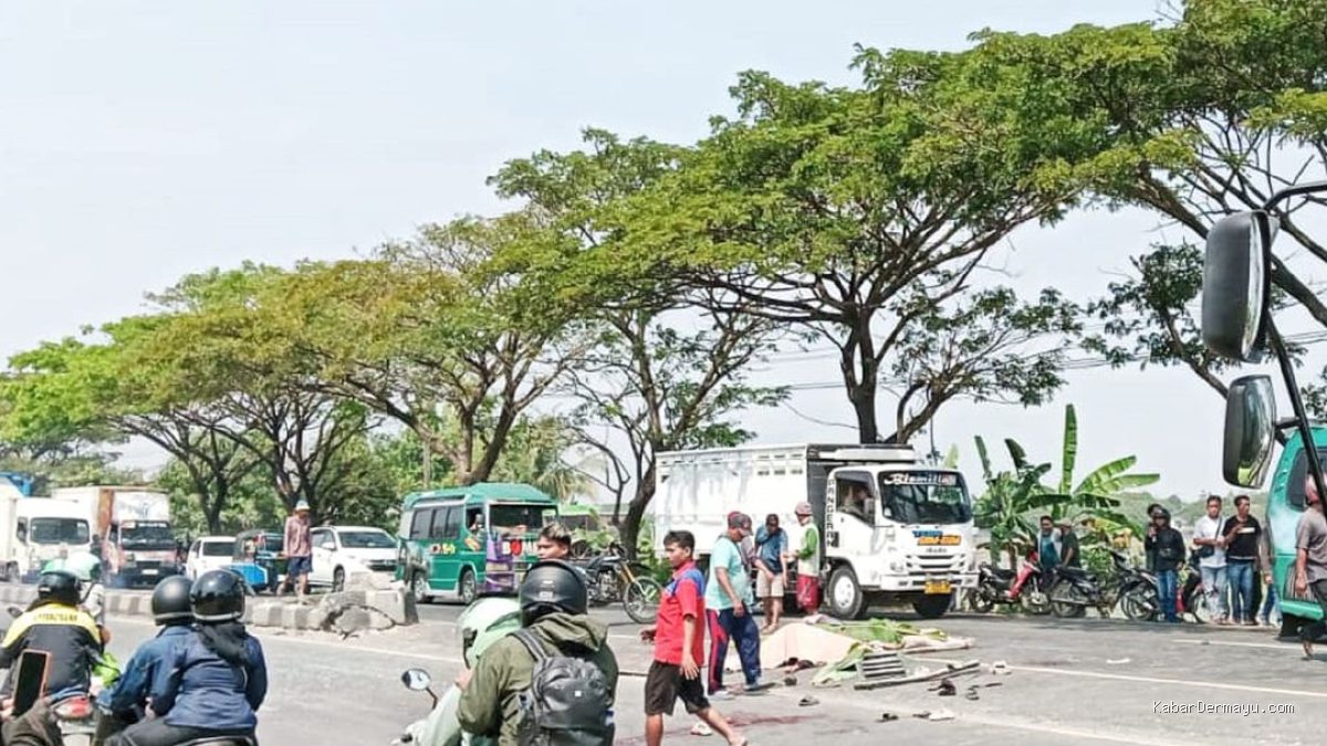 Tragedi Pantura Indramayu: Mobil Pengantar Pengantin Tewas, 8 Jiwa Melayang