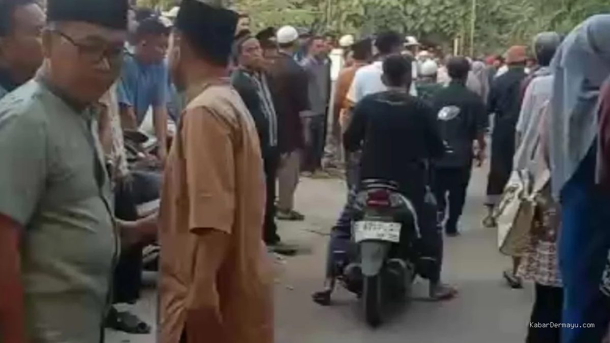 Ustad Ibnu Salimi Meninggal: Lautan Air Mata & Duka Ratusan Warga