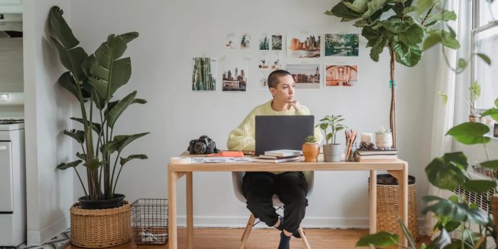 Photo by George Milton via Pexels - 7 Ide Desain Ruang Kerja di Rumah agar Lebih Produktif dan Nyaman