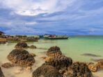 Photo by Man Fong Wong via Pexels - 7 Pantai Eksotis untuk Liburan Hemat yang Wajib Dikunjungi