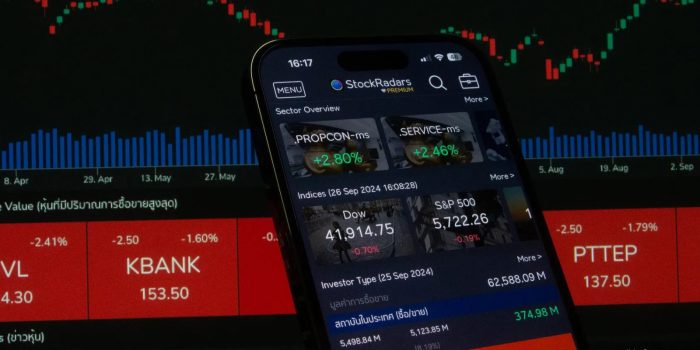 Photo by StockRadars Co., via Pexels - Cara Cerdas Memulai Investasi Saham untuk Pemula di 2024