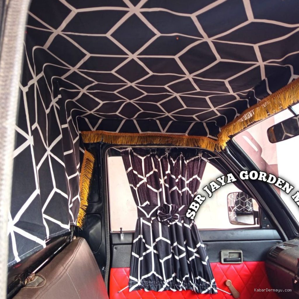 Photo via Bing Images - Cara Menghilangkan Bau Asap Rokok di Plafon Mobil Bahan Bludru