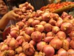 Harga Beras dan Bawang Naik, Cek Daftar Harga Pangan Hari Ini