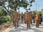 Indramayu Bupati Lucky Hakim Tinjau Pengangkatan Enceng Gondok di Saluruan Pembuangan Kalentahu 10 Agustus 2026, 21:30 WIB