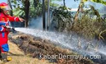 Kebakaran Ilalang di Jalan Raya Ibu Tien Indramayu, Diduga Akibat Bakar Sampah 9 Agustus 2026