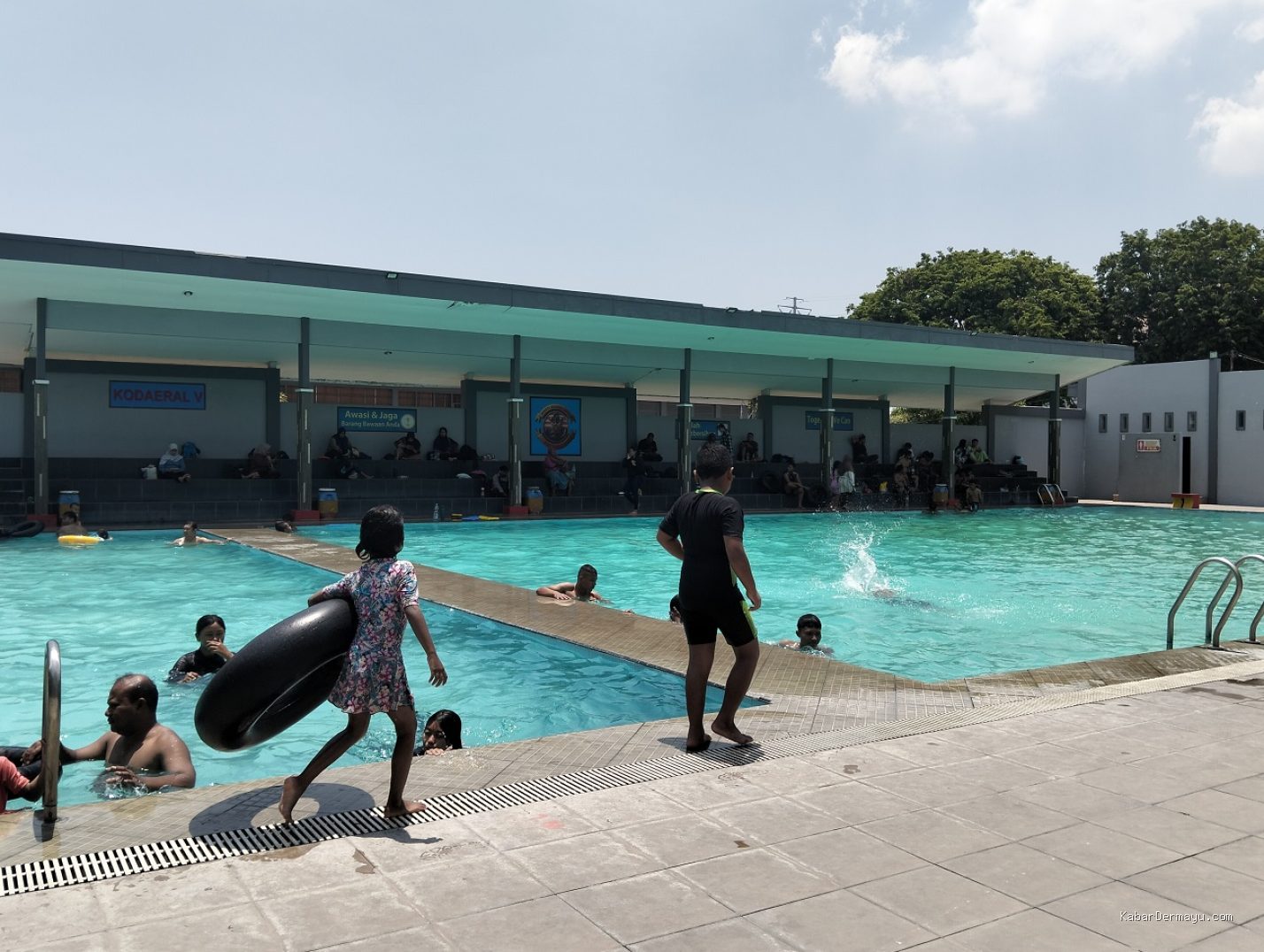 Photo by tangteks.xyz - Panduan Belajar Mengapung di Air bagi Pemula Dewasa