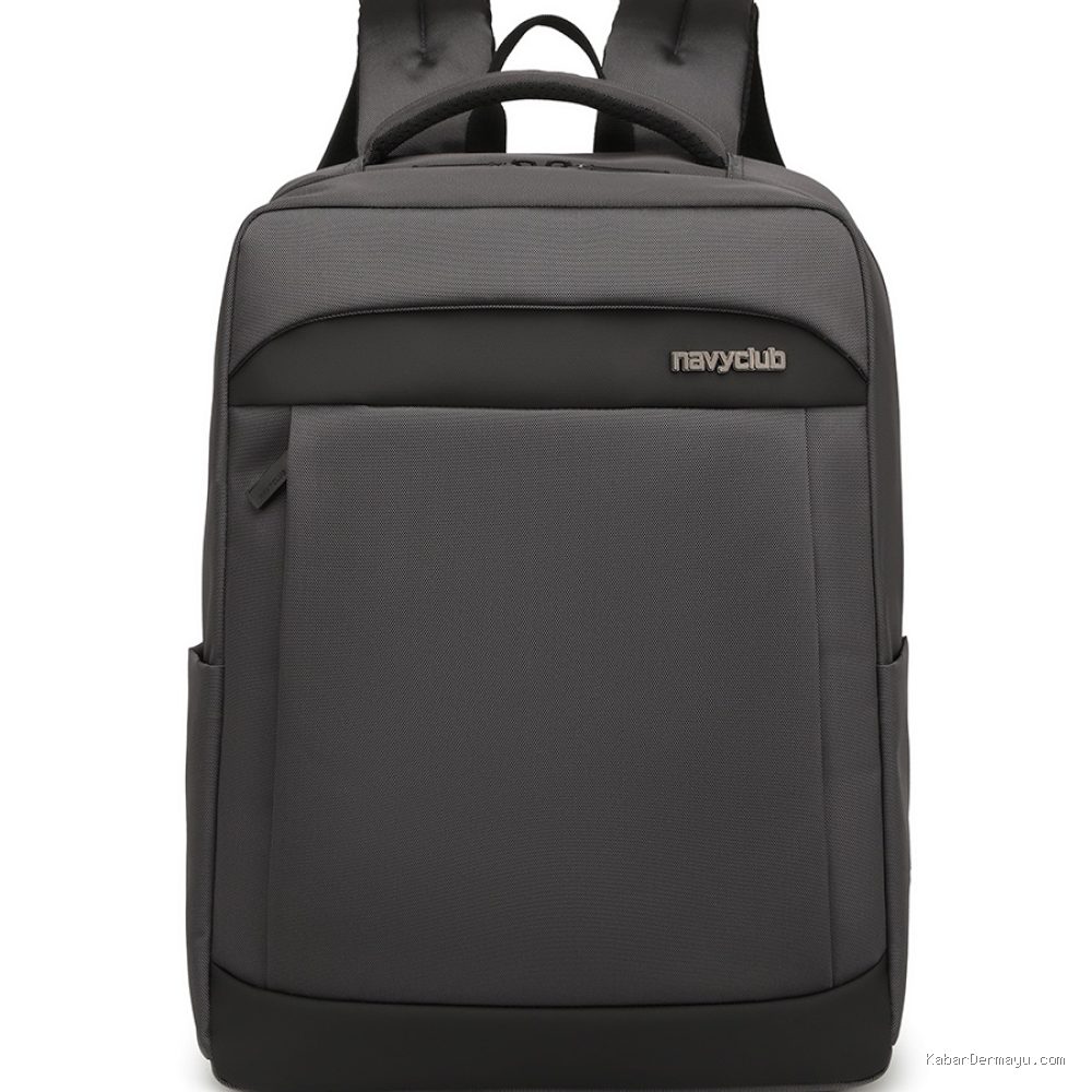 Photo by shopee.co.id - Panduan Memilih Tas Ransel Laptop Kerja dengan Fitur USB Charger