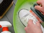 Photo by artikel.rumah123.com - Panduan Mencuci Sepatu Kanvas Agar Lem Sol Tidak Cepat Rusak